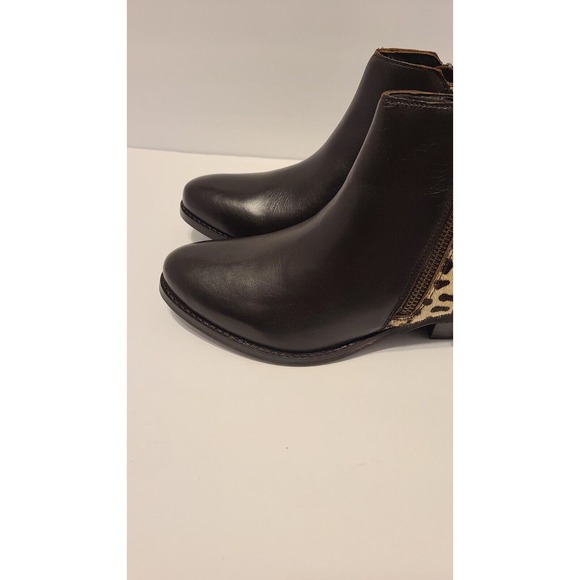 Journey Signature Collection Leather Ankle Bootie Size 6 - Picture 4 of 6